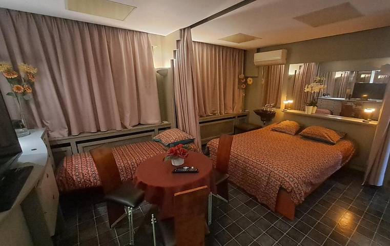 Chambre d’hôte pour 3 personnes, avec Jacuzzi ainsi que Terrasse et Sauna à Wevelgem