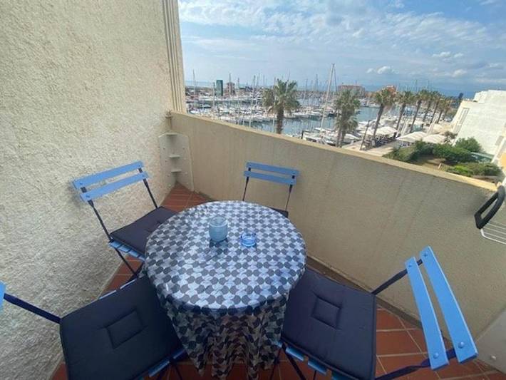 Gîte pour 3 personnes, avec terrasse dans Port Saint Ange - 2