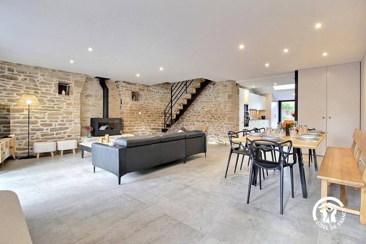 Gîte pour 8 personnes, avec jardin et terrasse - 1