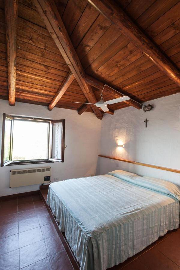 Villa pour 6 personnes, avec jardin et vue, adapté aux familles dans La Maddalena - 2