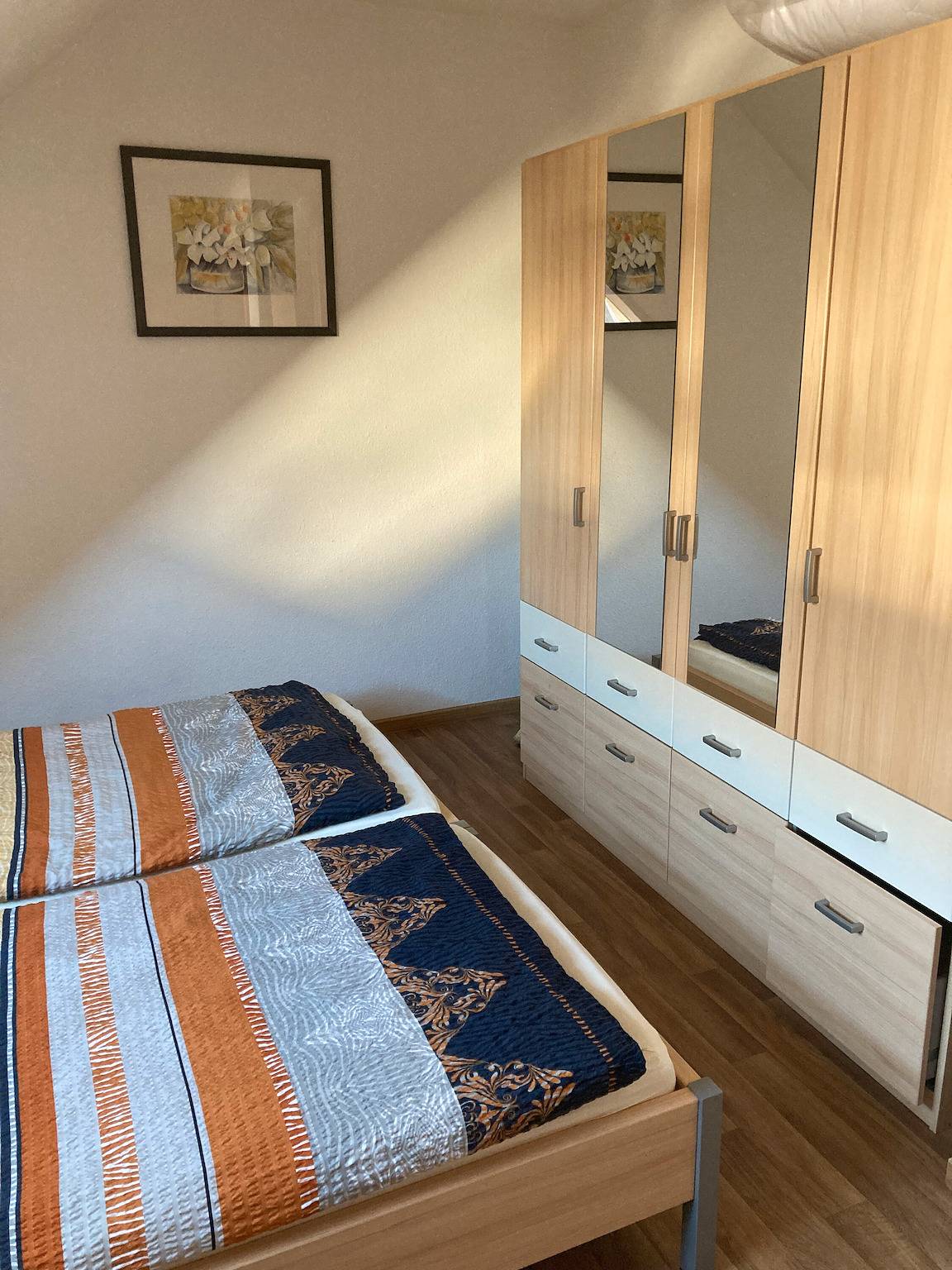 Entire apartment, Apartment 'Haus Wiggermann' with Balcony and Wi-Fi in Langenargen, Region Bodensee-Oberschwaben