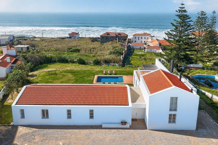 Villa do Mar in Colares, Costa de Lisboa
