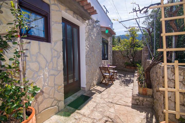 Ferienwohnung für 3 Personen, mit Balkon/Terrasse in Veli Losinj - 2