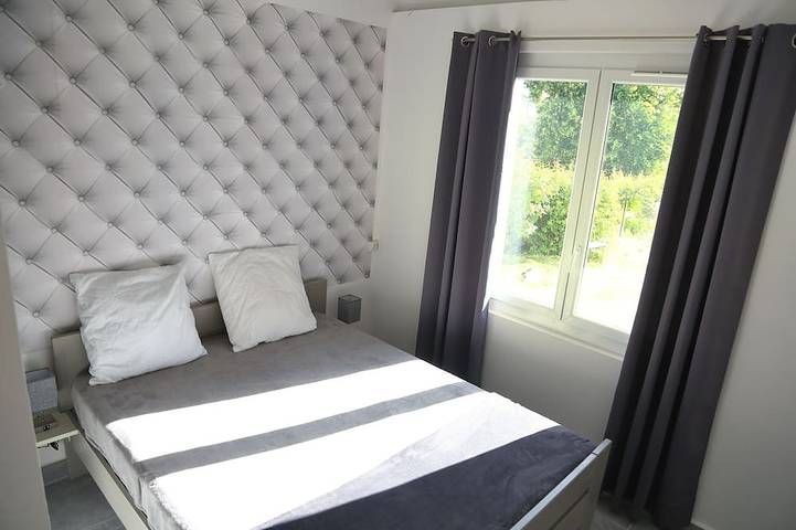Location de vacances pour 6 personnes, avec jardin et terrasse à Alleins - 3