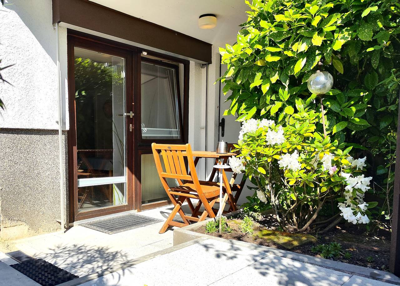 Entire apartment, Apartment 'Gabriele' with Wi-Fi and Garden View in Sinsheim, Kraichgau