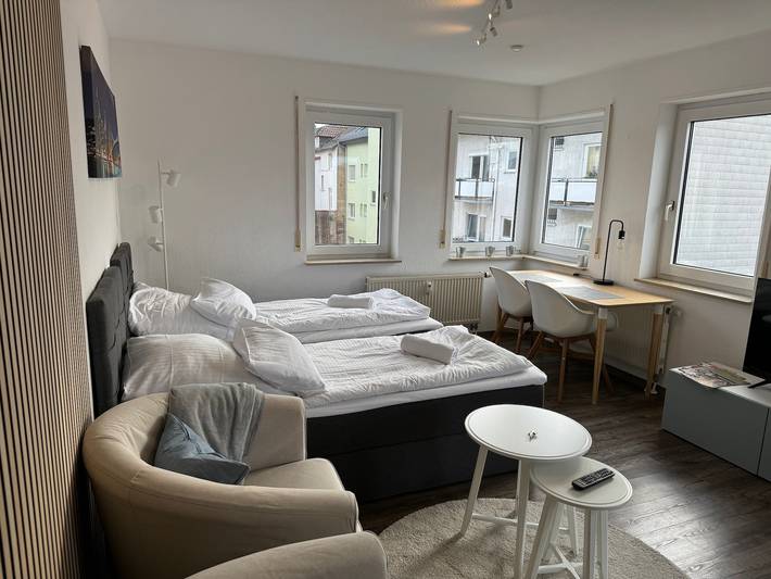 Appartement entier, Appartement de vacances "Hübsche Wohnung" avec balcon et Wi-Fi in Pforzheim, Forêt Noire du Nord
