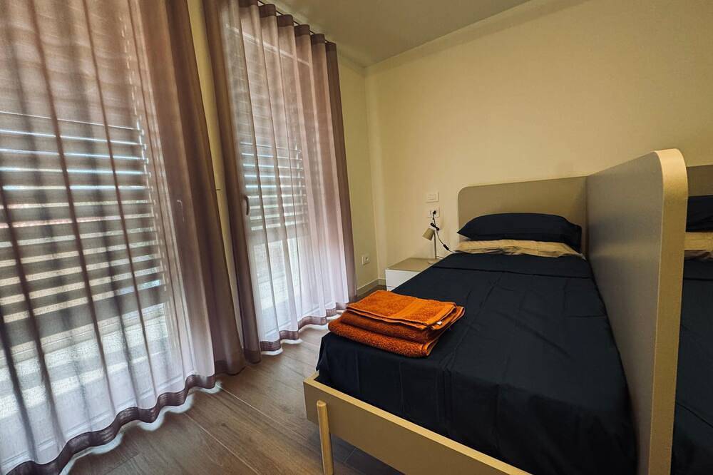 Apartamento entero, Exclusive penthouse with beautiful city view in Imola, Provincia de Bologna