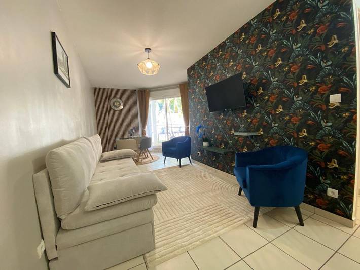Appartement de vacances pour 4 personnes, avec terrasse et piscine