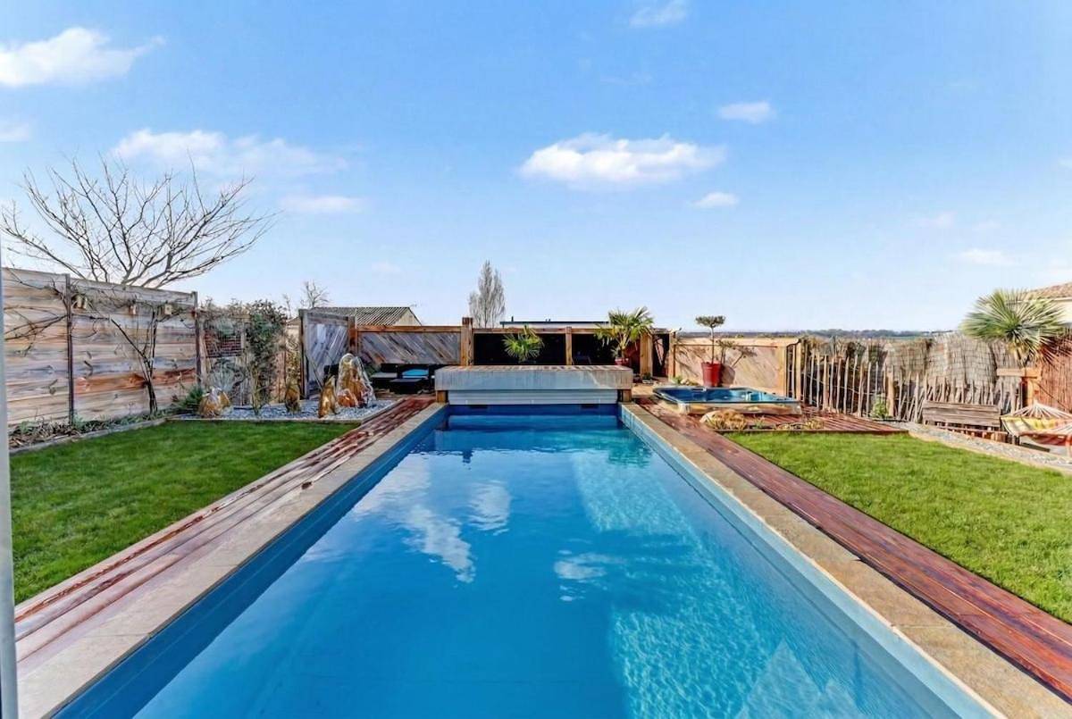 Belle villa avec piscine et spa a lauzerville in Drémil-Lafage, Toulouse et ses environs