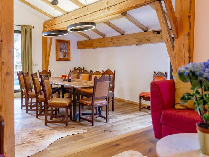 Vakantieappartement voor 13 personen, with tuin and sauna as well as terras in Biberwier