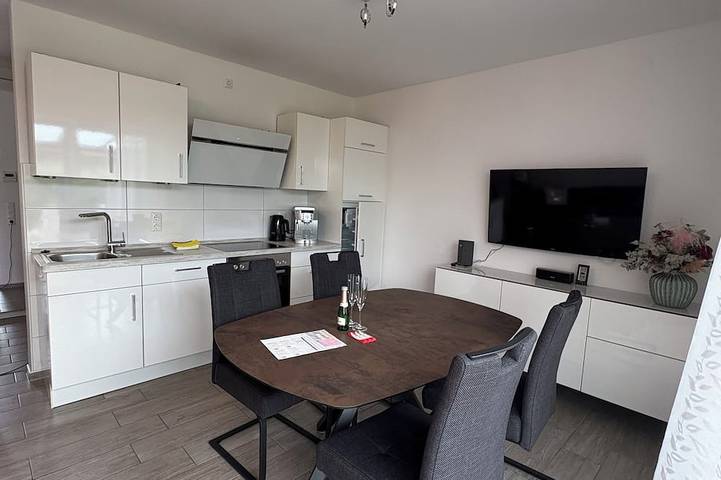 Ferienhaus für 4 Personen, mit Terrasse und Garten sowie Sauna in Norden-Norddeich