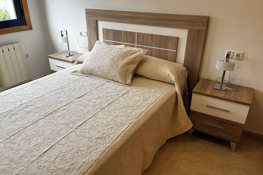 Entire apartment, Acogedor Apartamento en Escarabote - Boiro a 2 min de la Playa in Boiro, Rías Baixas