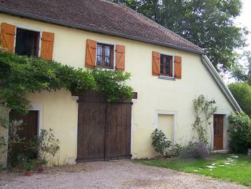 Gîte pour 4 personnes, avec jardin dans Saône-et-Loire