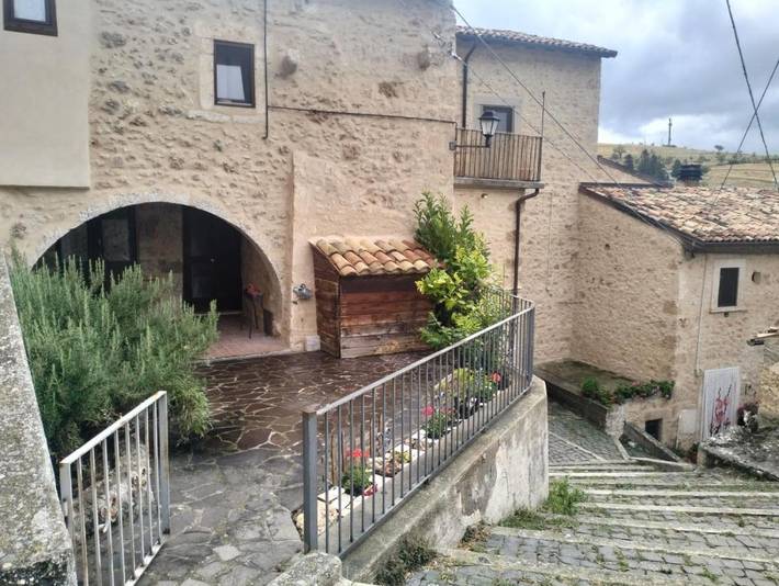 Appartamento per 3 persone, con panorama e terrazza in Calascio