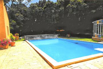 Gîte pour 4 personnes, avec jardin et piscine, animaux acceptés à Lançon-Provence