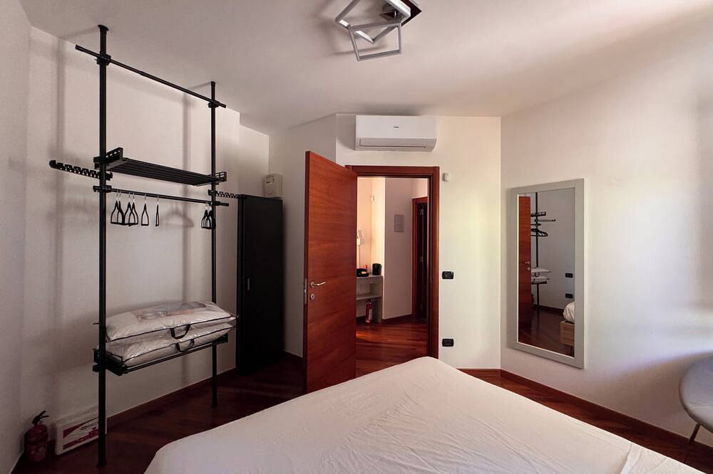 Appartement entier, Del Console Apartment - Near Bari Airport & Station in Modugno, Province de Bari