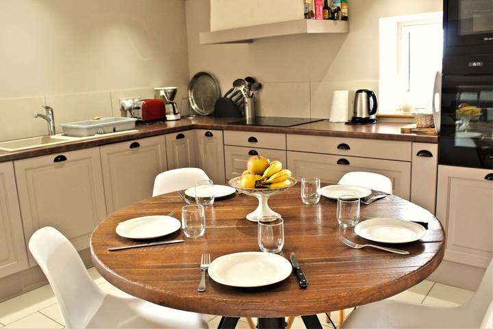 Villa für 8 Personen, mit Garten und Sauna sowie Pool und Seeblick in Frankreich - 4