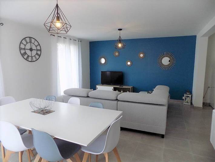 Location de vacances pour 6 personnes, avec terrasse et jardin dans Courlay Sur Mer - 2