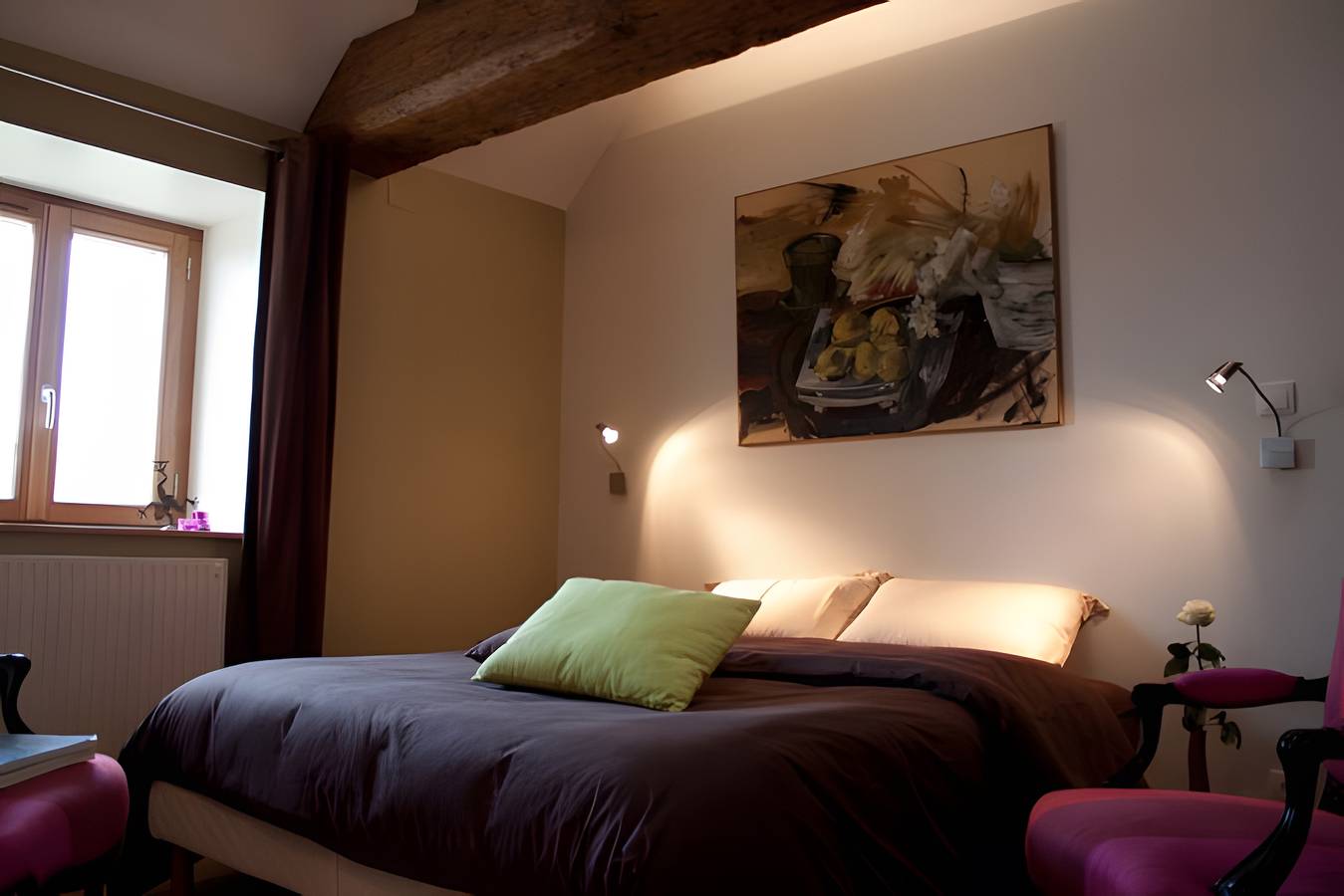 Guest Room "Chambre Chocolat" with Shared Pool, Shared Terrace and Wi-Fi in Beaumont-sur-Grosne, Chalon-sur-Saône region