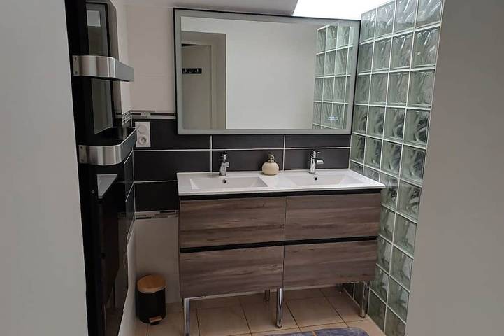 Charmante maison de pêcheur, cour privée in Saint-Brieuc, Côte de Goëlo