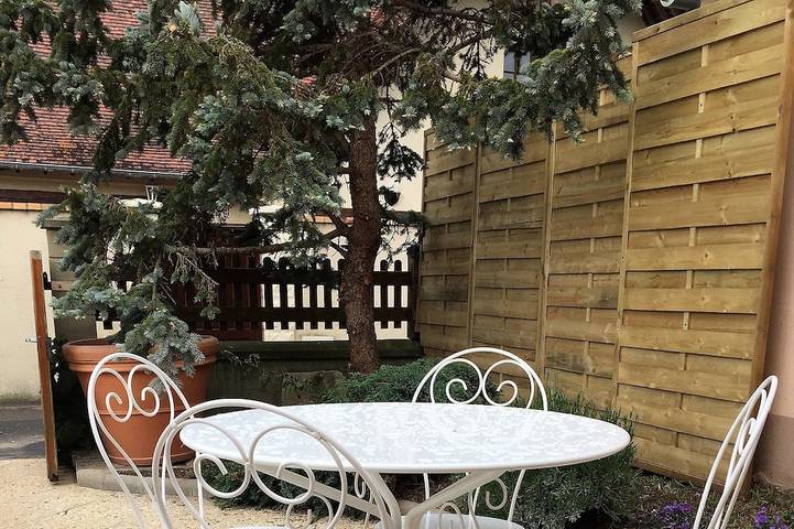 Location de vacances pour 2 personnes, avec jardin dans Plage De Tourgeville