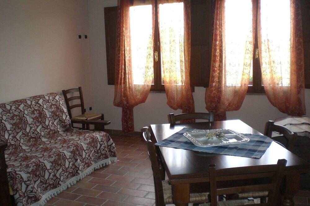 Agriturismo-Pool. Wohnung 5 Pers. 2 Schlafzimmer 2 Badezimmer in San Miniato, Pisa Provinz