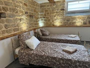 Gîte pour 5 personnes, avec terrasse, animaux acceptés à Golbey