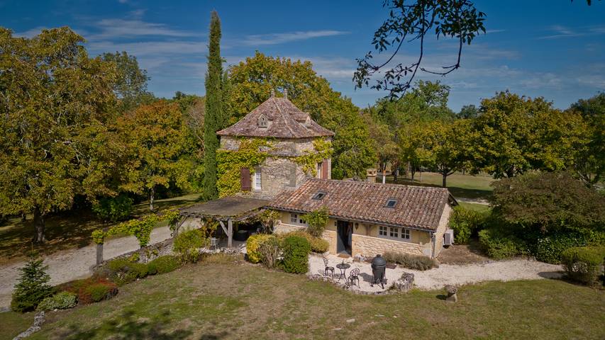 Gîte pour 4 personnes, avec piscine