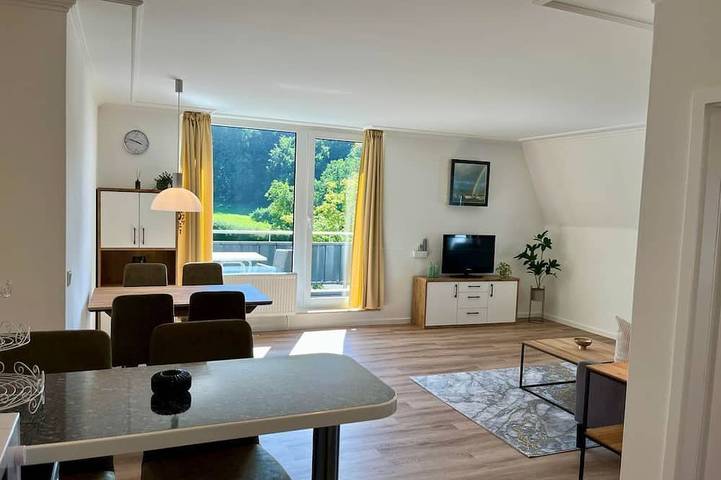 Ferienwohnung für 4 Personen, mit Balkon und Garten - 1