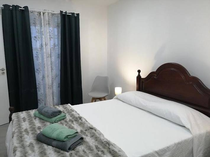 Location de vacances pour 4 personnes, avec terrasse et vue à Lajes das Flores - 2