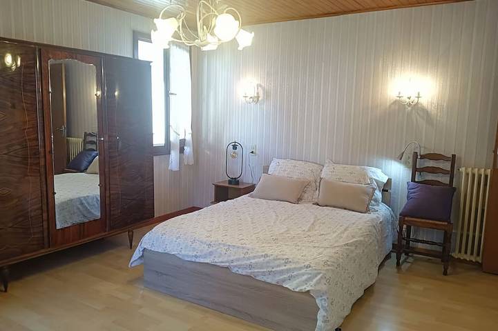 Gîte pour 6 personnes, avec balcon et jardin à Larringes - 4