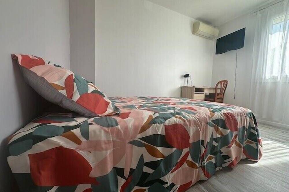 Bright house in Périgny comfort up to 6! in Périgny, Región de La Rochelle