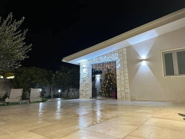 Casa vacanza per 2 persone, con idromassaggio e giardino in Talsano
