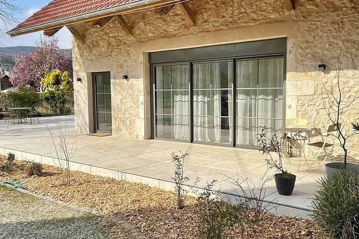 Chambre d’hôte pour 6 personnes, avec jardin et piscine à Yenne