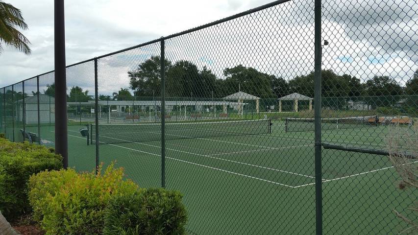 Camping for 4 people in Southwest Florida