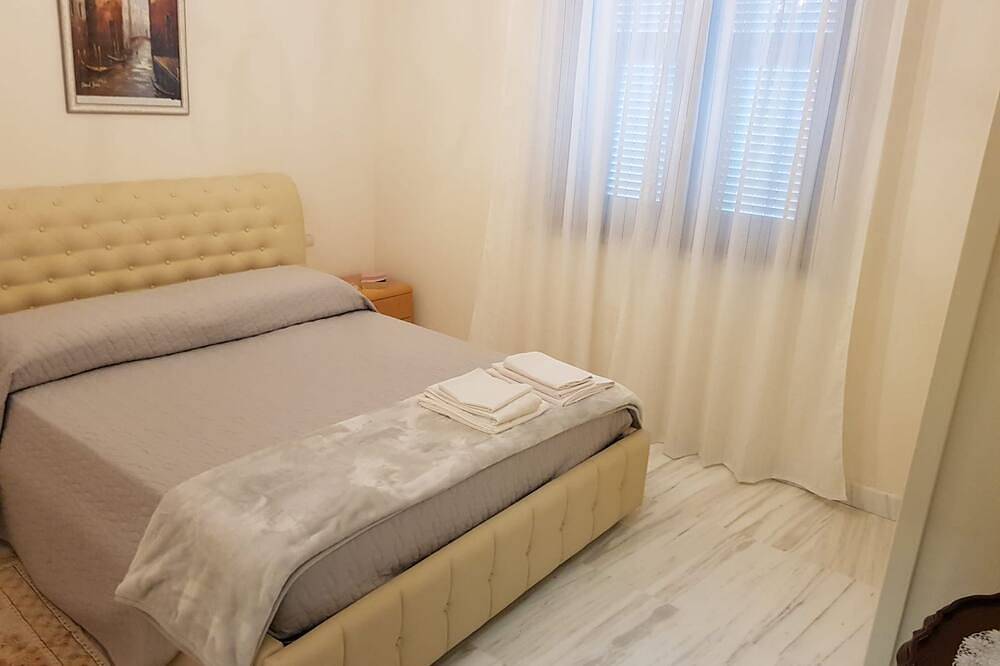 Appartamento intero, Elegant Tuscany Apartment near beach and centre of Marina di Massa in Marina di Massa, Massa