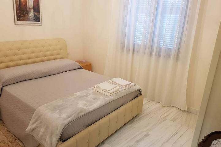 Appartement entier, Luxury Elegant Tuscany Apartment near beach and centre of Marina di Massa in Marina di Massa, Massa (Italie)