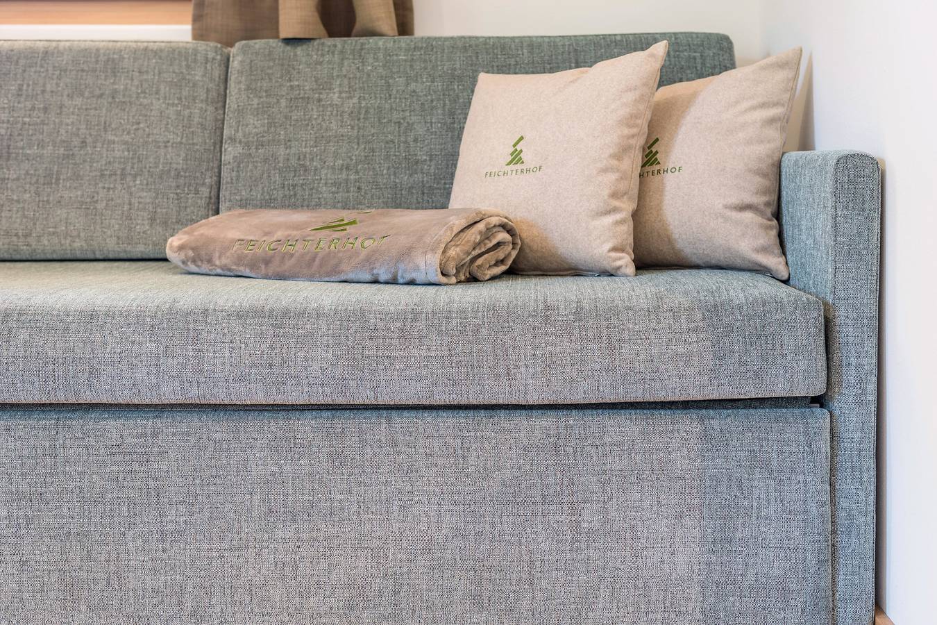 Ganze Wohnung, Ferienwohnung 'Larch' mit Bergblick, Gemeinschaftsgarten und Wlan in Jenesien, Sarntaler Alpen