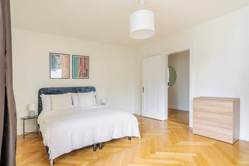 Ganze Wohnung, Blueground | Enge, balcony, nr Lake Zürich in Zürich, Bezirk Zürich