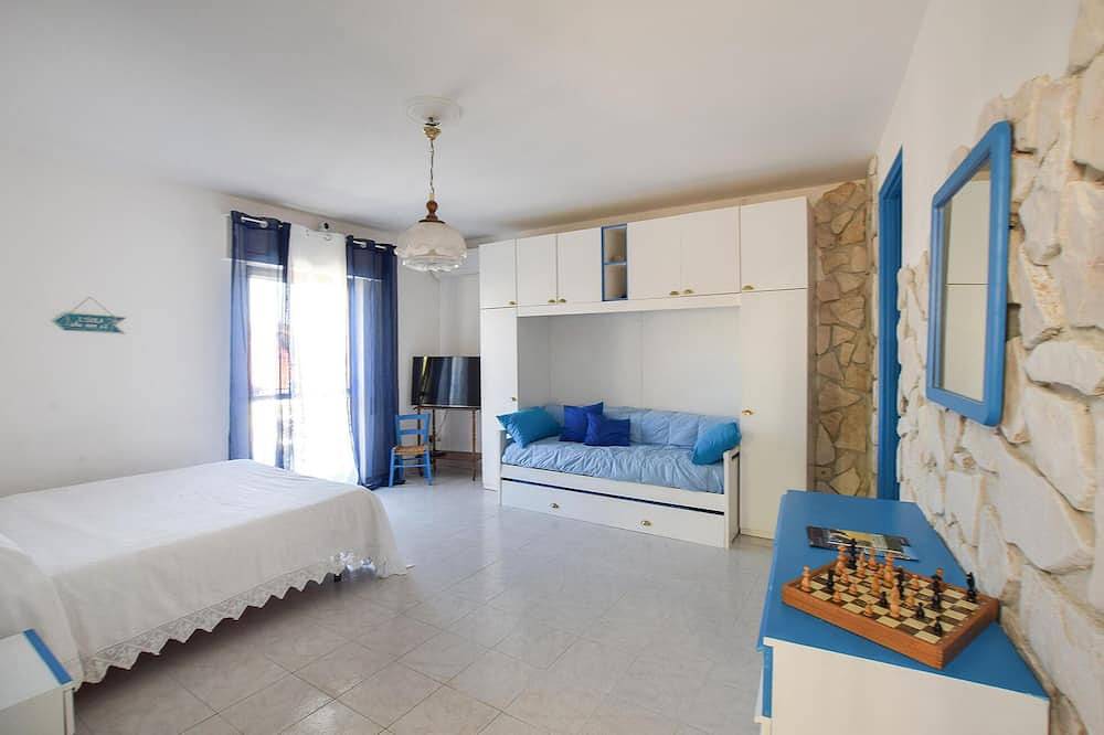 Ganze Wohnung, Atemberaubendes 1-Zimmer-Apartment in Tropea in Spiaggia del Cannone, Tropea