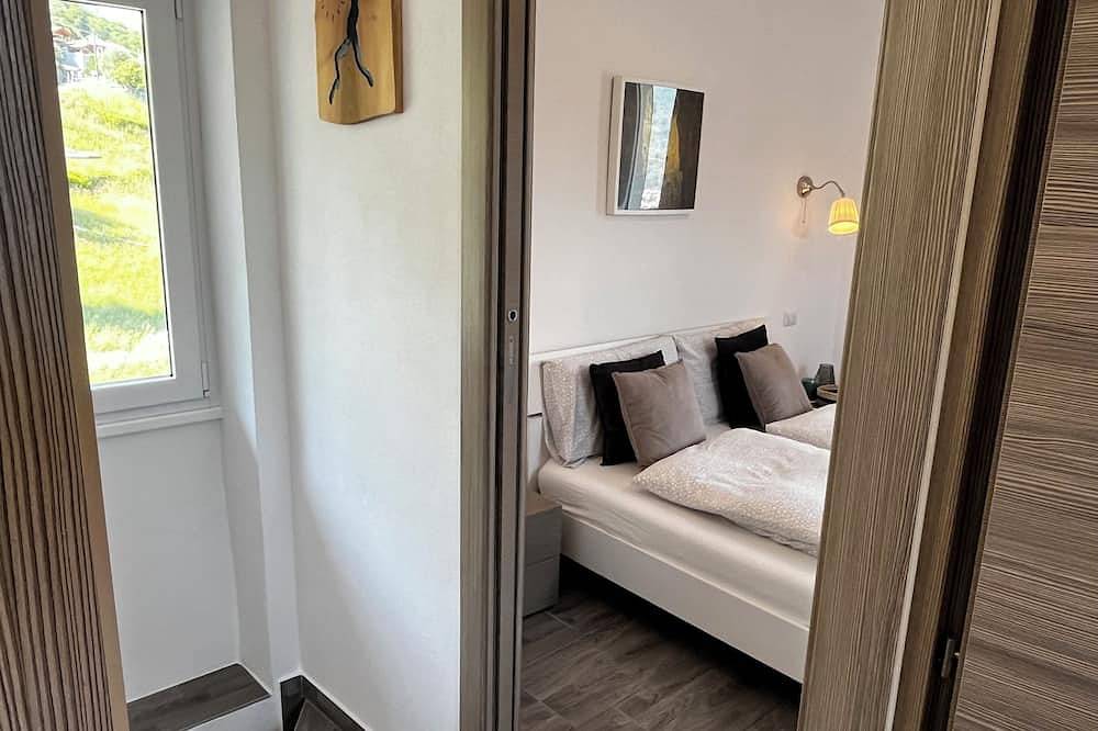 100 Quadratmeter komplett renoviertes Haus auf 2 Ebenen in Cremia, Gemeinde Cremia