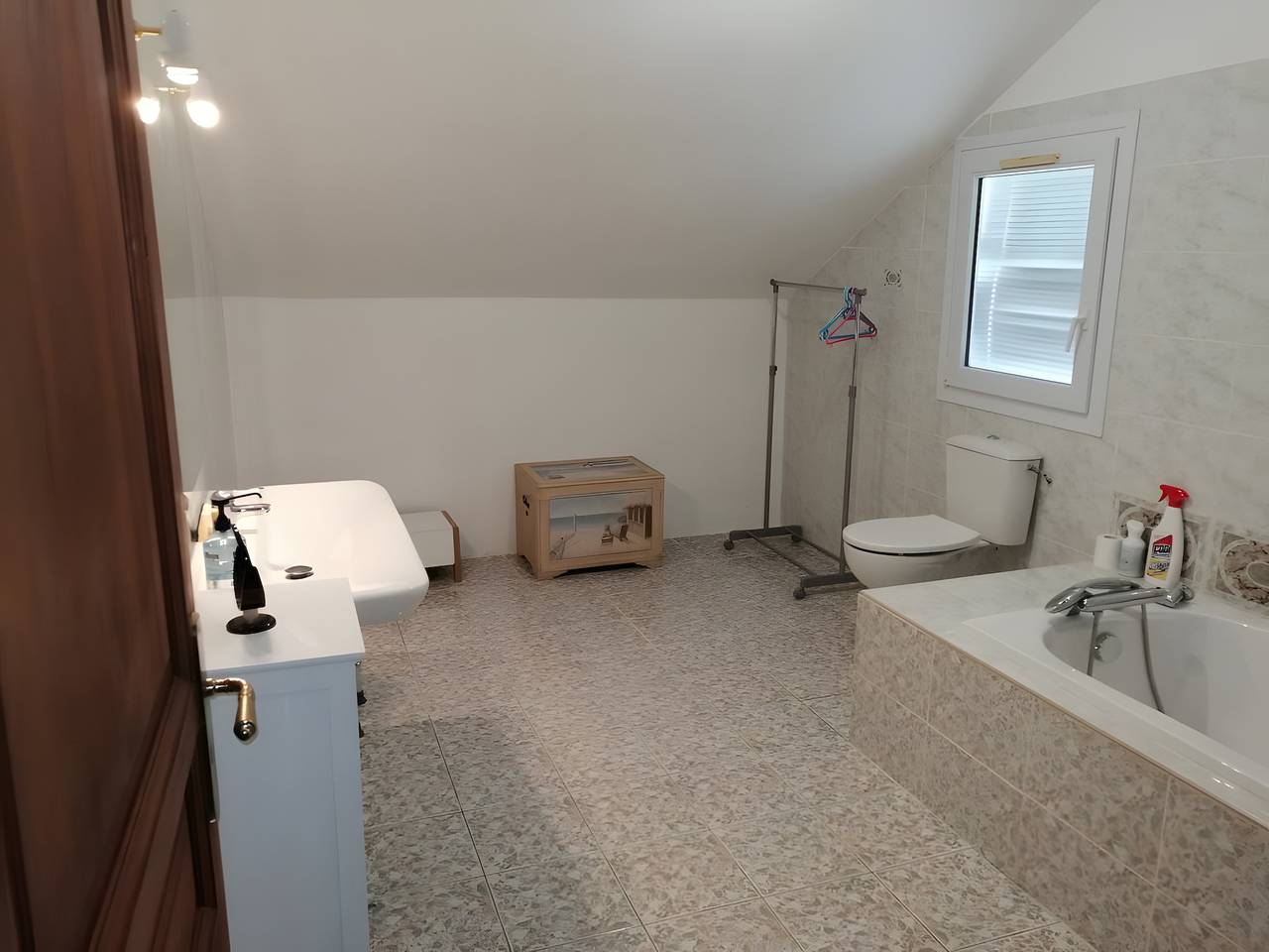 Habitación con bañera, vistas a la montaña y Wi-Fi incluido in Banat, Tarascon-sur-Ariège
