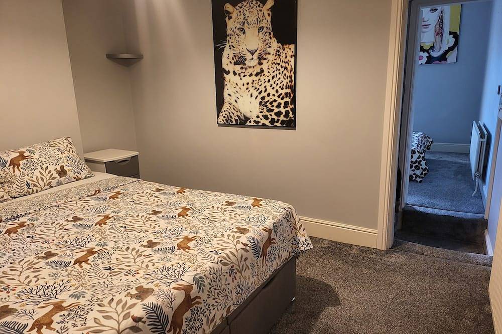 Apartamento entero, 30m from Alton Towers 2bedroom apartment Family budgetfriendly modern amenities in Stoke-on-Trent, Midlands