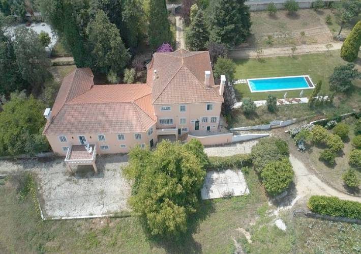 Casa rural para 10 personas, con Balcón y Terraza además de Jardín y Piscina en Luso