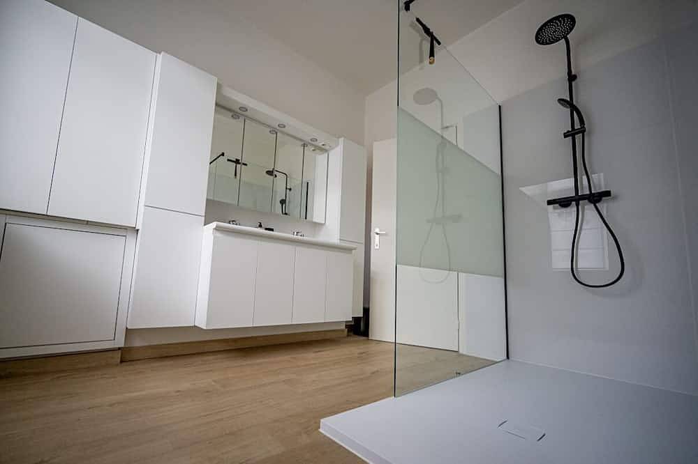 3-bedroom charming house in the centre of Ieper with Sauna, Poolbiljart, Ac. in Ieper, West-Vlaanderen