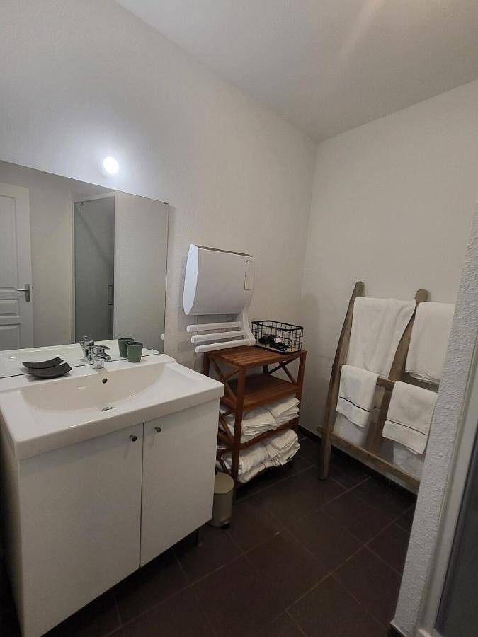 Location de vacances pour 6 personnes, avec jardin à Taïx - 3
