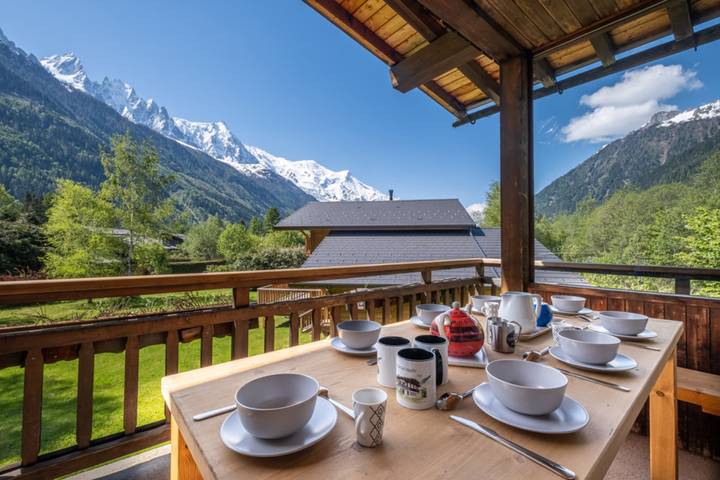 Gîte pour 11 personnes, avec terrasse et jardin dans Mer de Glace - 2