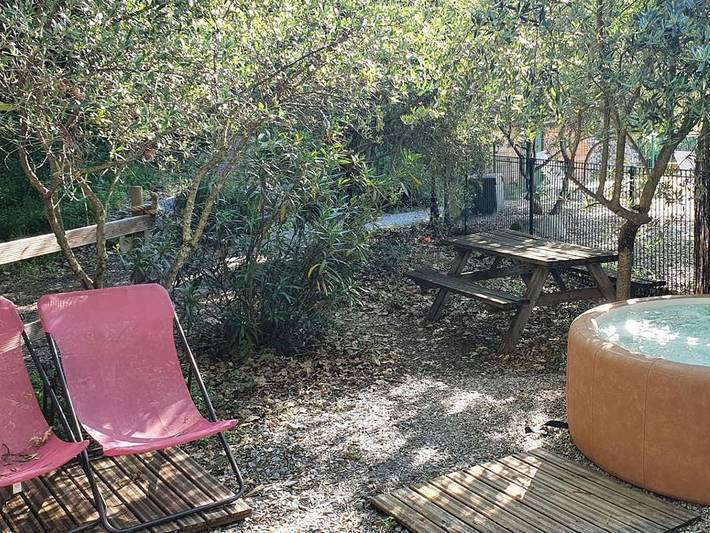 Tente pour 2 personnes, avec bassin pour enfant en Ardèche - 4
