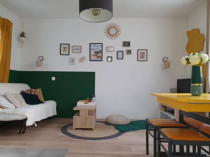 Gîte pour 6 personnes, avec terrasse, animaux acceptés dans Plage des sables d'or
