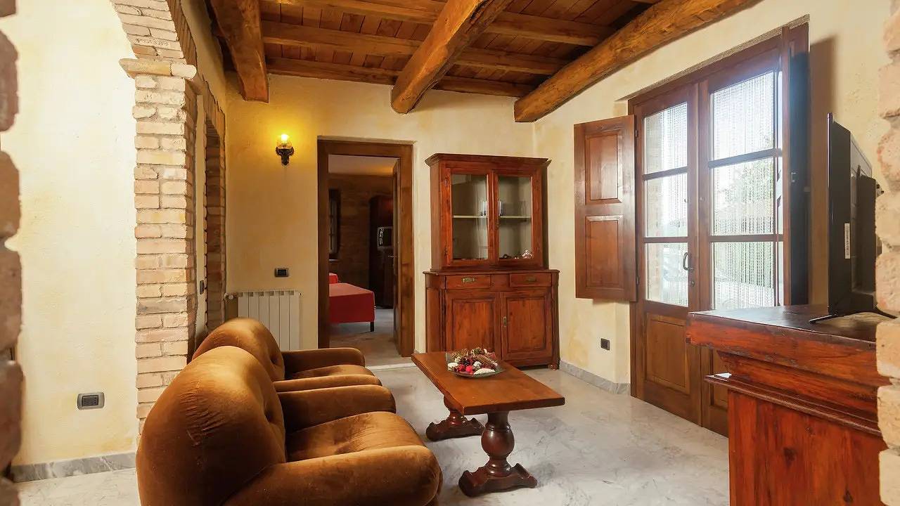Agriturismo per 16 persone con giardino in Aulla, Val di Magra